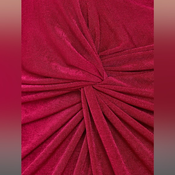 VICI GLENDORA CUTOUT RUCHED MIDI DRESS - BERRY - Picture 3 of 6